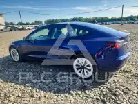 2023 Tesla Model 3 фото