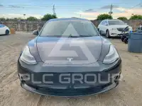 2023 Tesla Model 3 фото