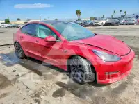 2023 Tesla Model 3 фото