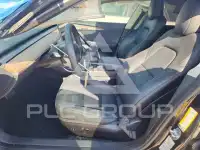 2023 Tesla Model 3 фото