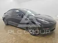 2023 Tesla Model 3 фото