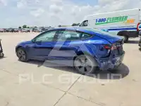 2023 Tesla Model 3 фото