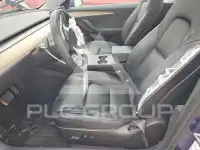 2023 Tesla Model 3 фото