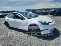 2023 Tesla Model 3 фото