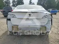 2023 Tesla Model 3 фото
