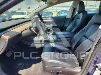 2023 Tesla Model 3 фото