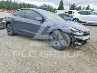 2023 Tesla Model 3 фото