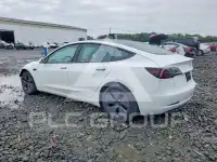 2023 Tesla Model 3 фото