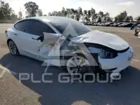 2023 Tesla Model 3 фото