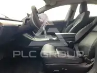 2023 Tesla Model 3 фото