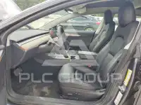 2023 Tesla Model 3 фото