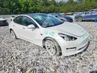 2023 Tesla Model 3 фото