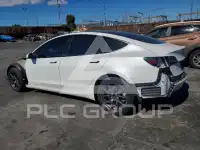 2023 Tesla Model 3 фото