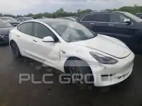 2023 Tesla Model 3 фото