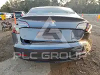 2023 Tesla Model 3 фото