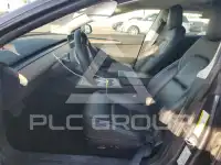 2023 Tesla Model 3 фото