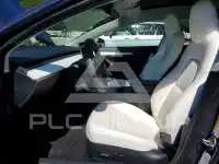 2023 Tesla Model 3 фото