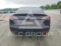 2023 Tesla Model 3 фото