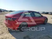 2023 Tesla Model 3 фото