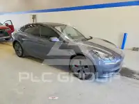 2023 Tesla Model 3 фото