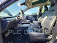 2023 Tesla Model 3 фото