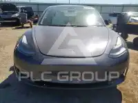 2023 Tesla Model 3 фото