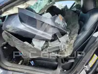 2023 Tesla Model 3 фото