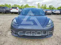 2023 Tesla Model 3 фото