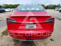 2023 Tesla Model 3 фото