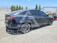 2023 Tesla Model 3 photo