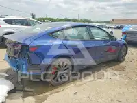 2023 Tesla Model 3 фото