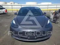 2023 Tesla Model 3 фото