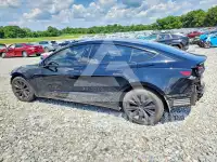 2023 Tesla Model 3 фото