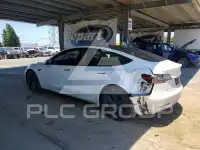 2023 Tesla Model 3 фото