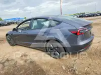 2023 Tesla Model 3 фото