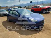 2023 Tesla Model 3 фото