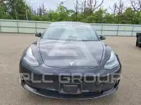 2023 Tesla Model 3 фото