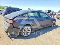 2023 Tesla Model 3 фото