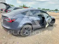 2023 Tesla Model 3 photo