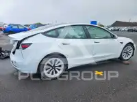 2023 Tesla Model 3 фото