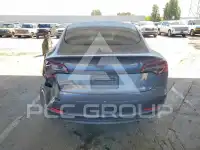 2023 Tesla Model 3 фото