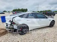 2023 Tesla Model 3 фото