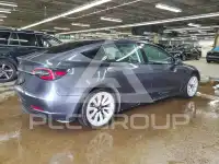 2023 Tesla Model 3 photo