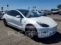 2023 Tesla Model 3 фото