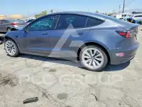 2023 Tesla Model 3 фото