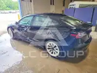 2023 Tesla Model 3 фото