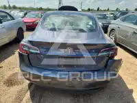 2023 Tesla Model 3 photo