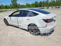 2023 Tesla Model 3 фото