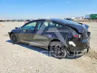 2023 Tesla Model 3 фото