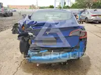 2023 Tesla Model 3 фото